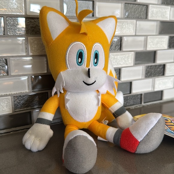 SEGA Sonic The Hedgehog MILES “TAILS” PROWER Plush / Limited Edition / 9” / NEW - Picture 4 of 15